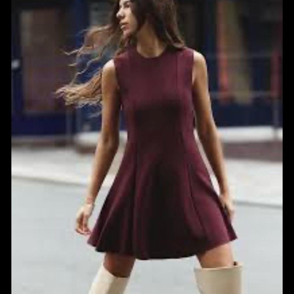 Donna Morgan Red Sleeveless Crew Neck A-Line Dress
